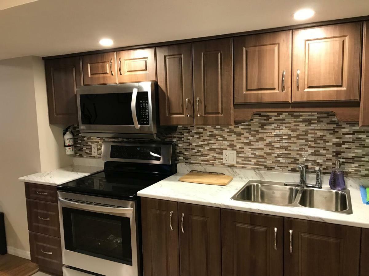Self Check-In Spacious Apartment With Full Kitchen Ottawa Dış mekan fotoğraf