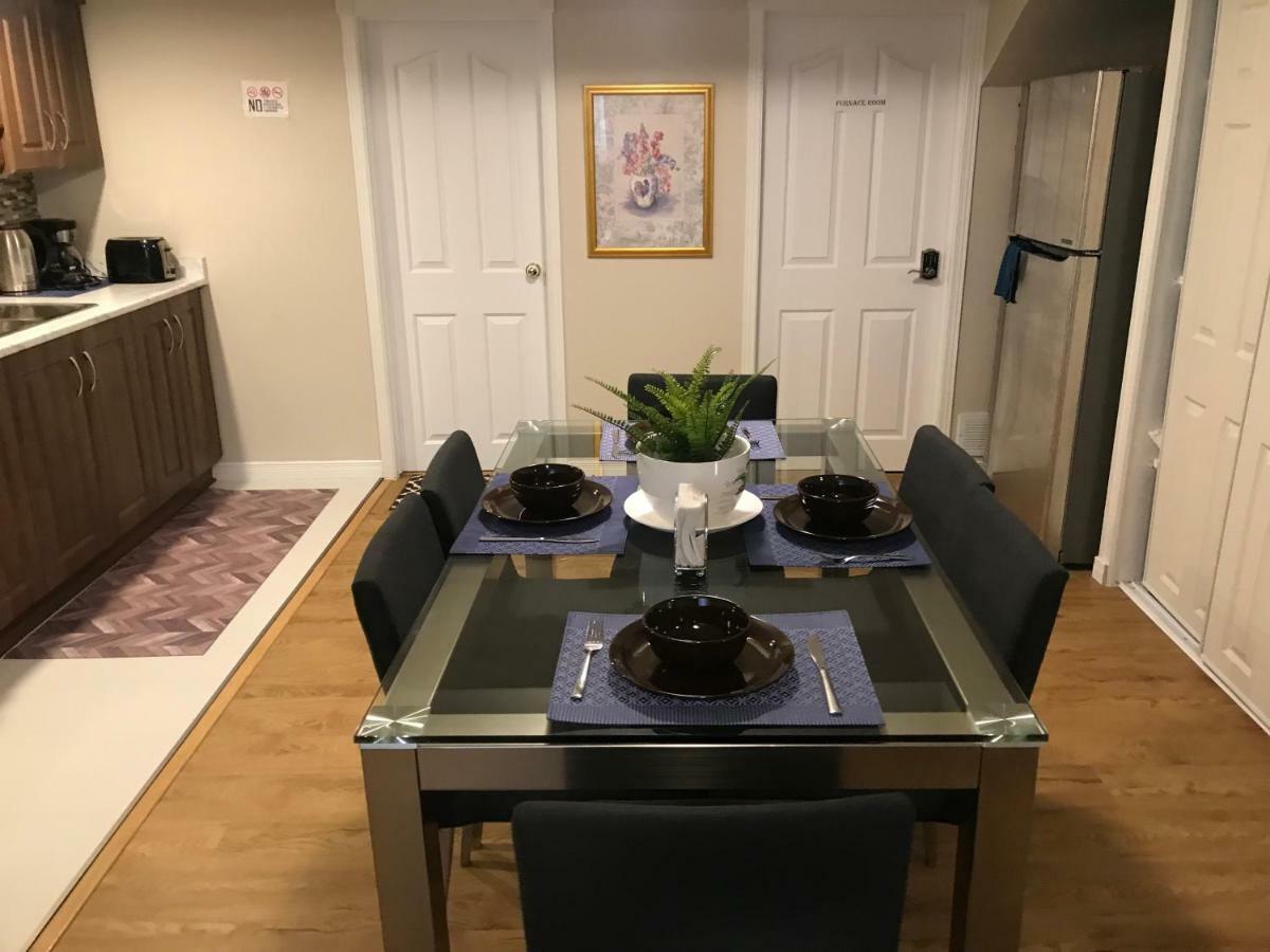 Self Check-In Spacious Apartment With Full Kitchen Ottawa Dış mekan fotoğraf