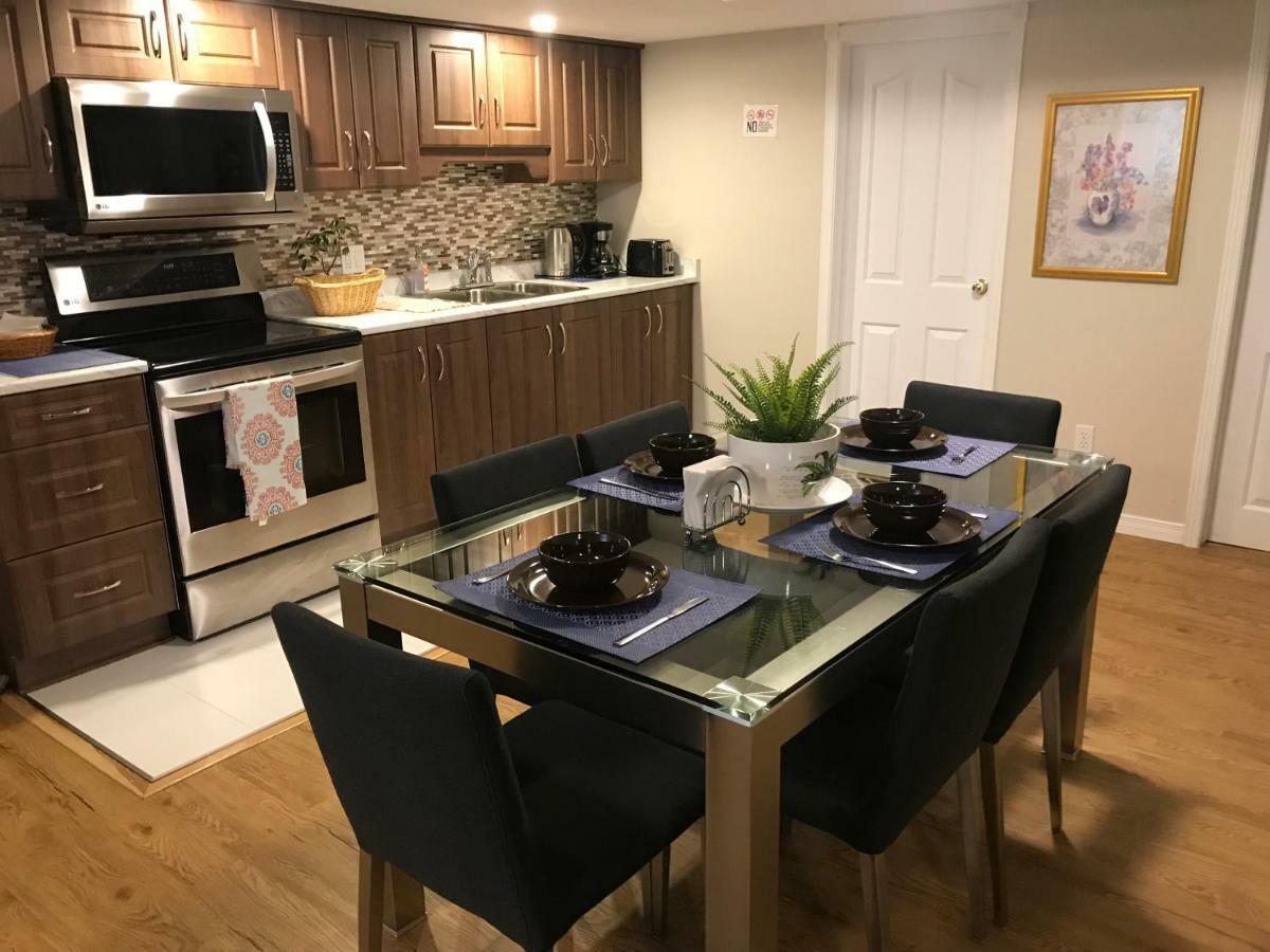 Self Check-In Spacious Apartment With Full Kitchen Ottawa Dış mekan fotoğraf